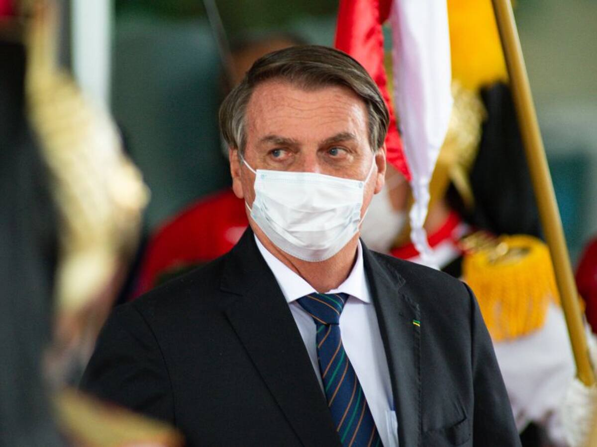 Bolsonaro fue hospitalizado de urgencia por posible obstrucción intestinal