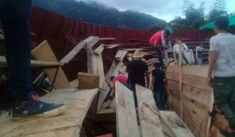 Caída de un palco en Gaitania, Tolima