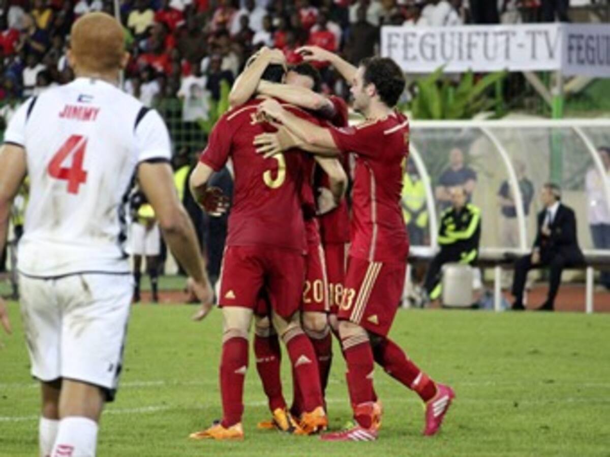España vence 2-1 a Guinea Ecuatorial en partido amistoso