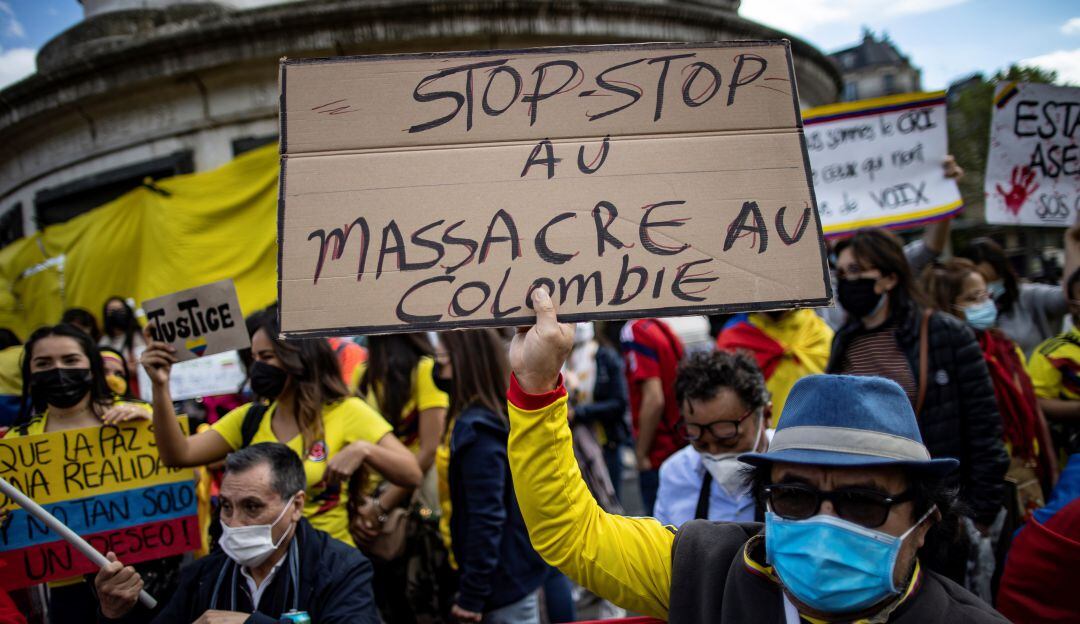 Protestas de colombianos en París 