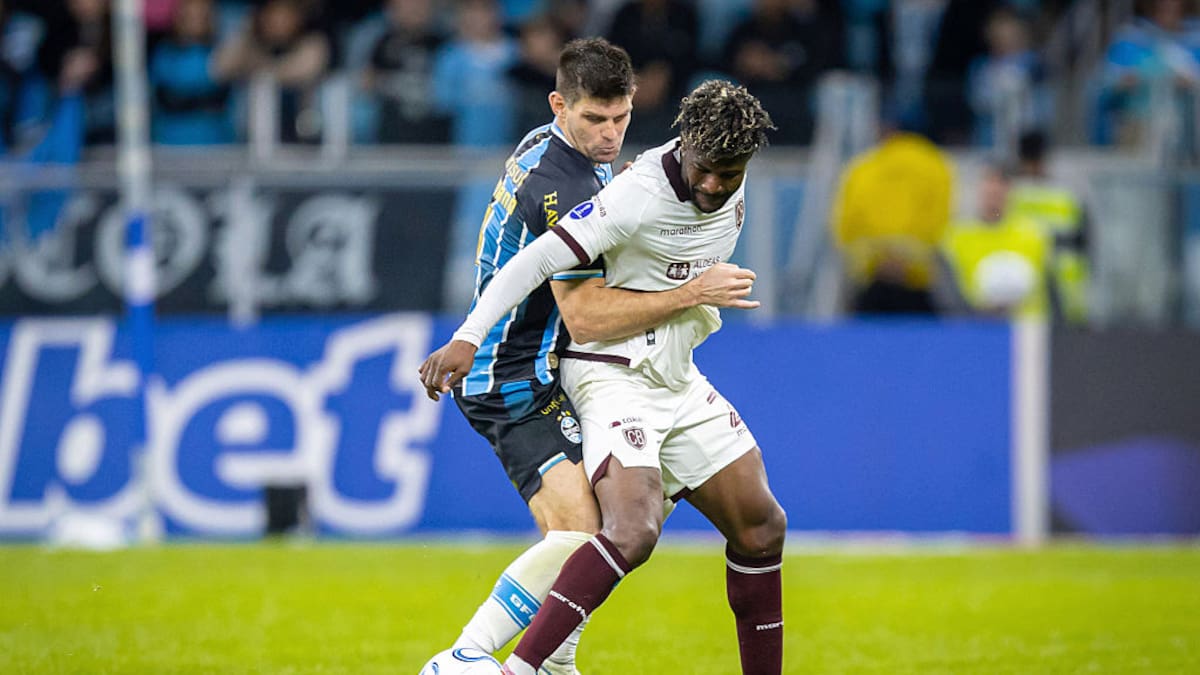 Video: Dairon Asprilla sella clasificación de Bolívar sobre Gremio en Copa Sudamericana