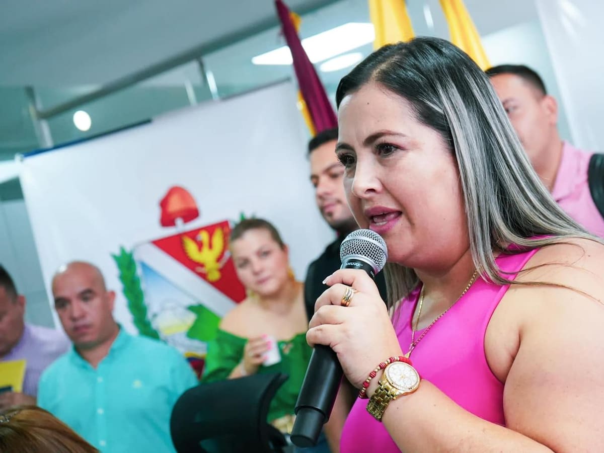 Procuraduría investiga a alcaldesa de Santa Isabel, Tolima, por falta de pago a contratistas