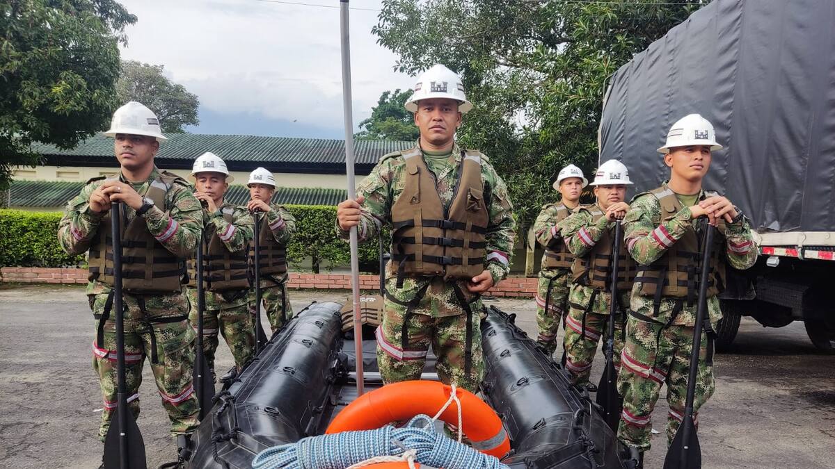 Ejército atento a brindar respuesta por actividad del Volcán Nevado del Ruiz