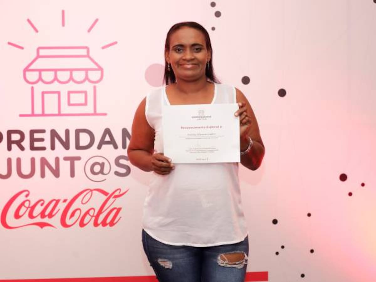 Se gradúan las primeras 1.000 tenderas del programa Emprendamos Junt@s