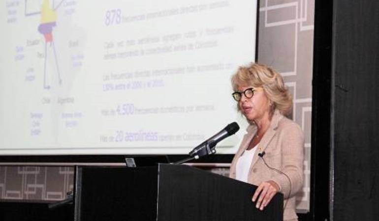 Ministra de Comercio, Industria y Turismo.