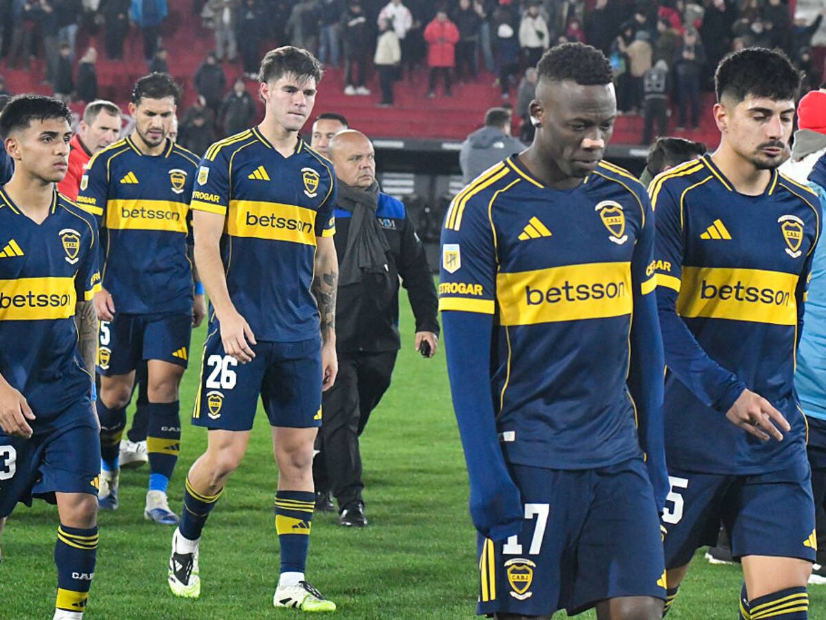 Revolcón en Boca Juniors: el mal momento cobra la cabeza de un colombiano