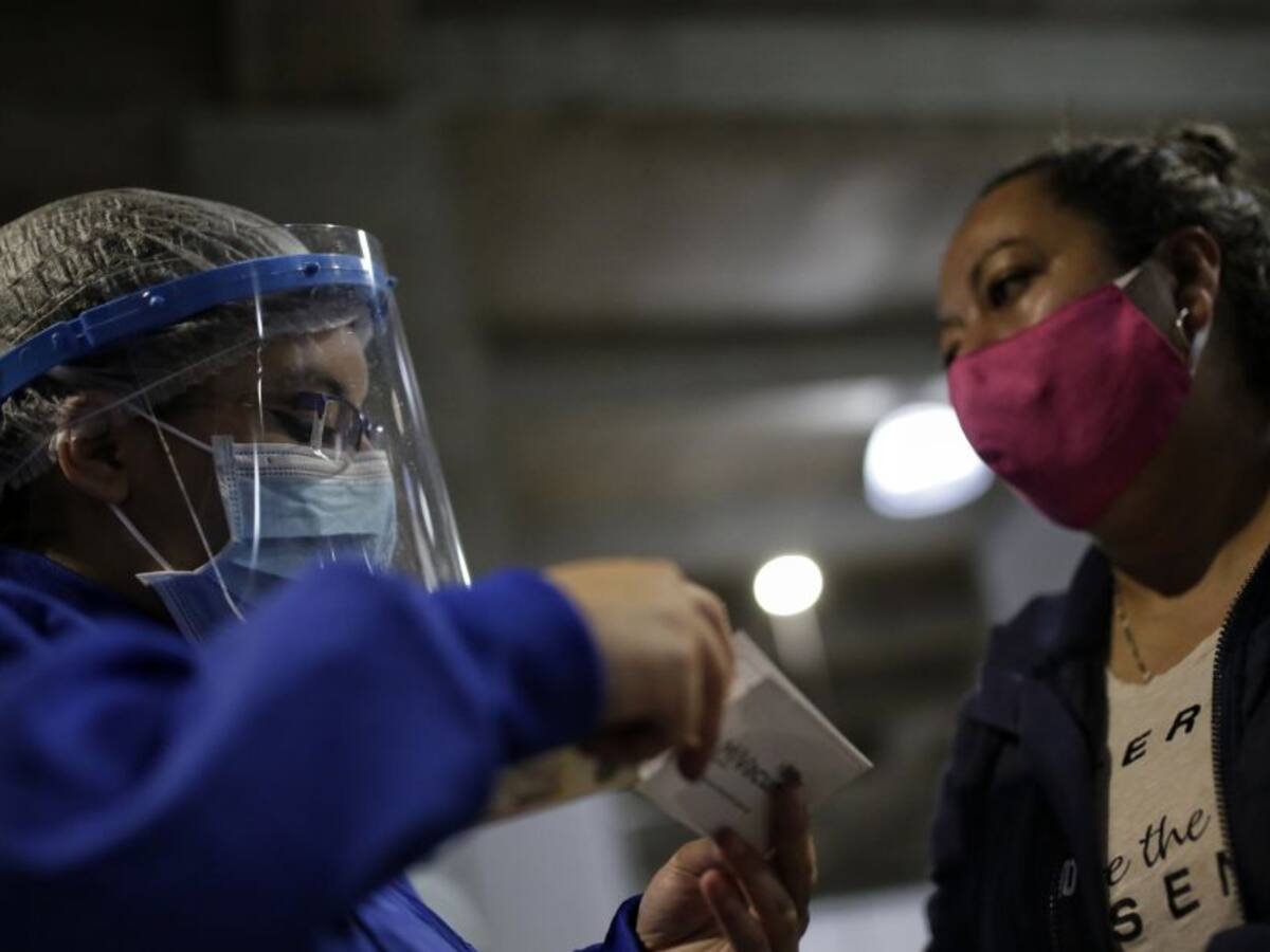 ADRES supervisa las fuentes de recursos dispuestos para la pandemia