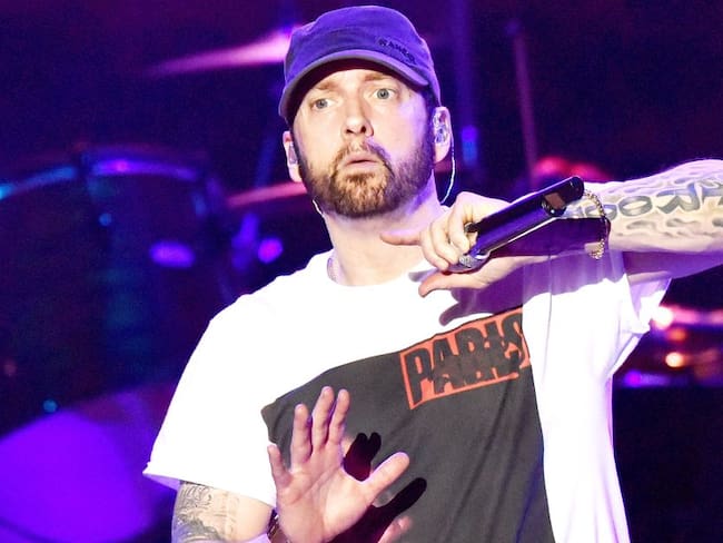 Arremeten contra Eminem por nueva música comparándose con terroristas