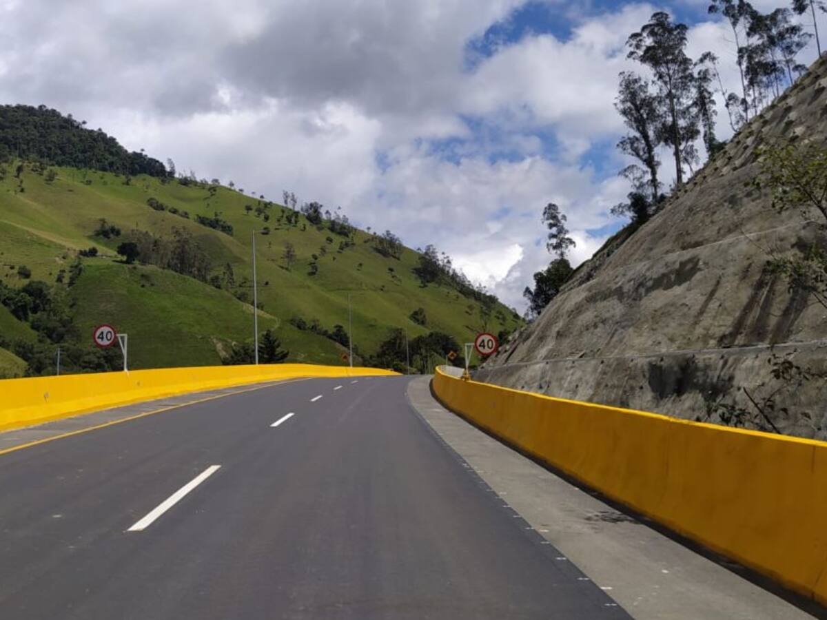 3.1 billones de pesos son los sobrecostos en Cruce de la Cordillera Central