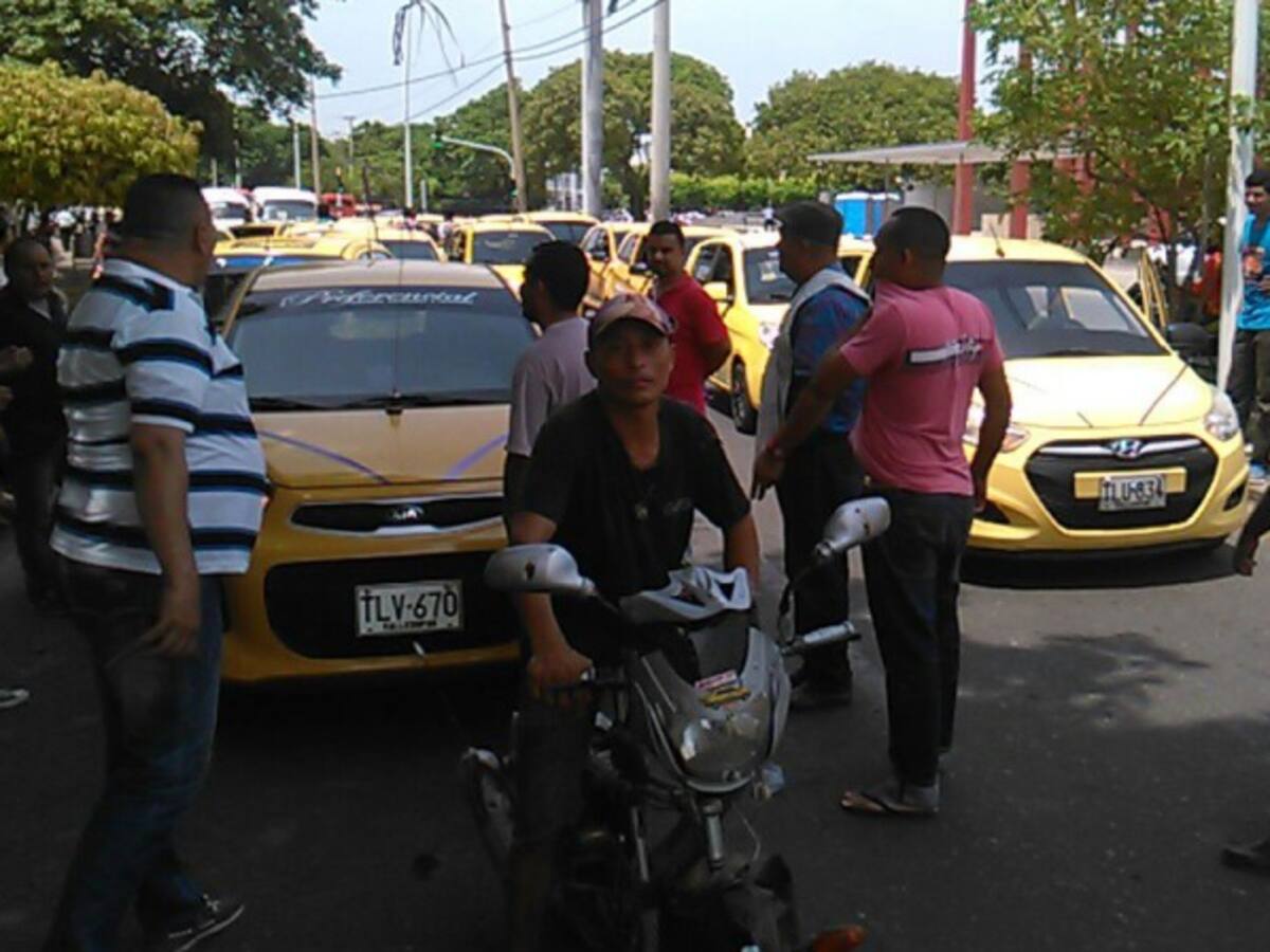Taxistas protestan en Valledupar contra la inseguridad