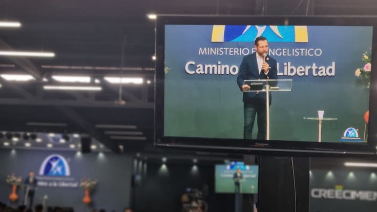 Christian Portilla, asesor de la alcaldía de Bucaramanga defiende realización de cultos cristianos