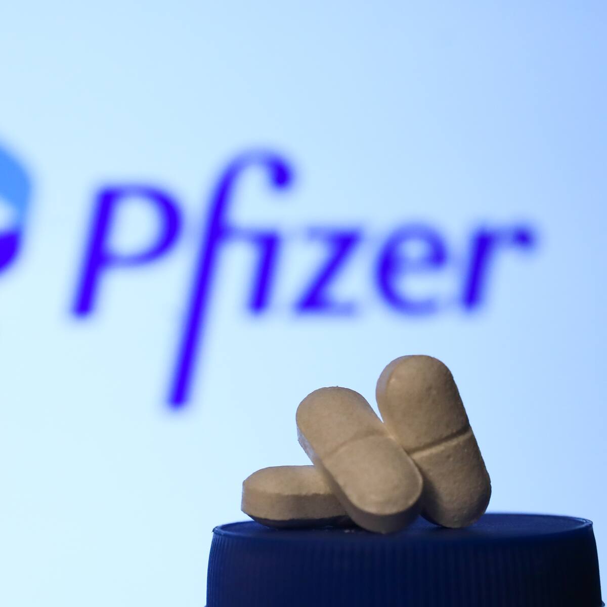 Pfizer pausa desarrollo de pastilla para bajar de peso por daño hepático