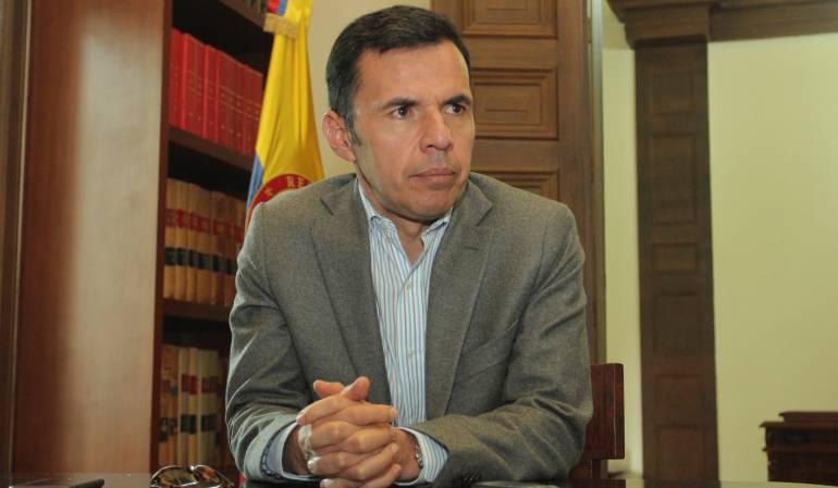 Guillermo Rivera, ministro del Interior.