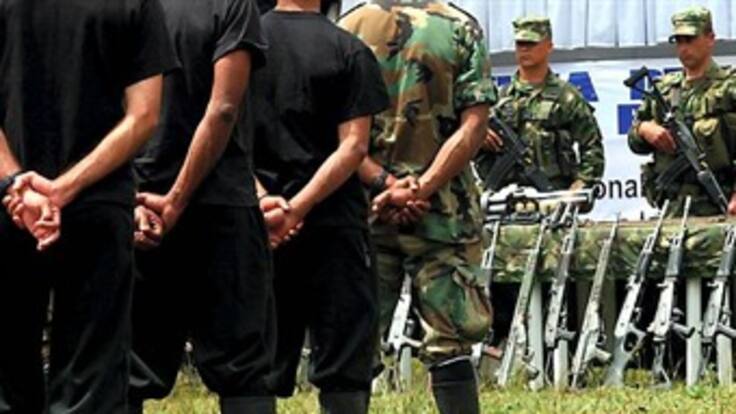 Cada día, cinco personas se desmovilizan de grupos armados ilegales