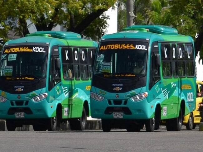 Transportadores de colectivo que no cuenten con nueva calcomanía de tarifas, no podrán cobrarla.
