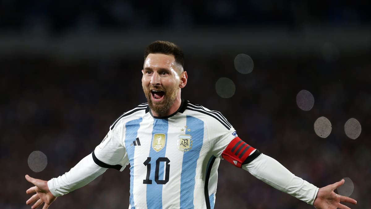 De la mano de Lionel Messi, Argentina superó a Ecuador en el Monumental