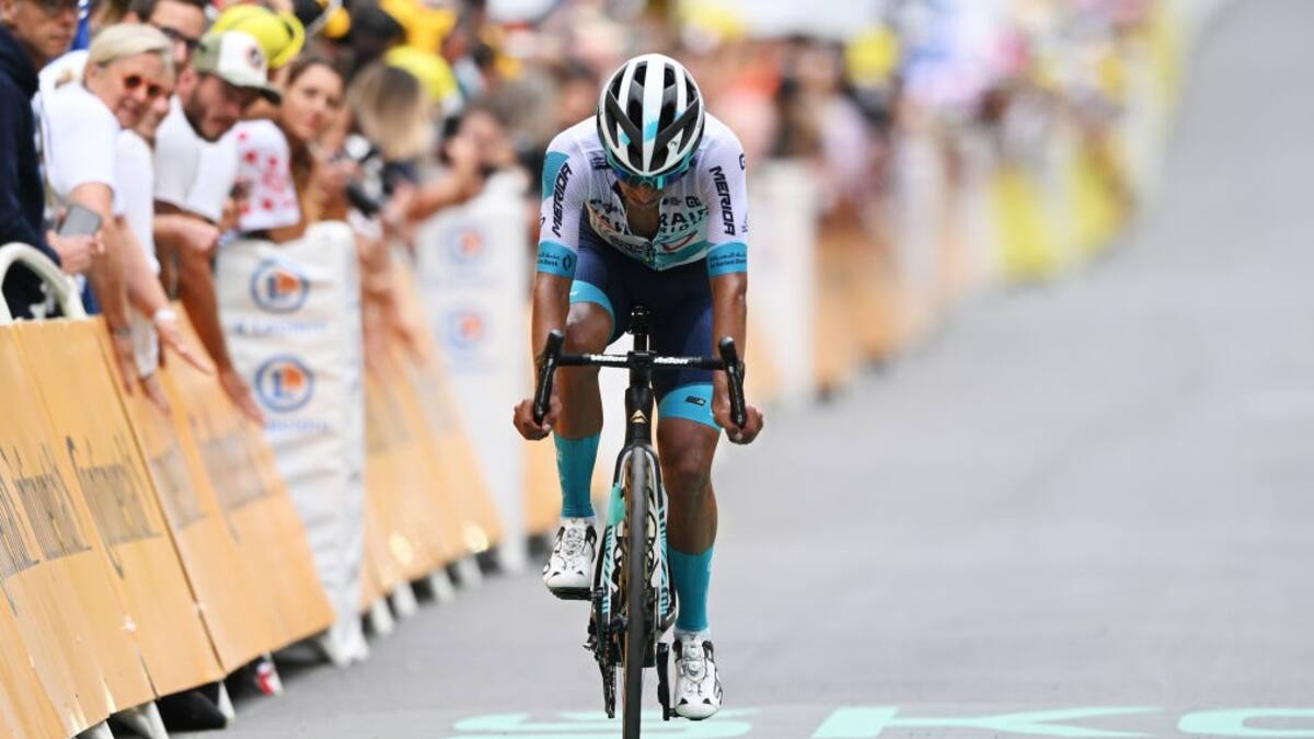 Santiago Buitrago sale del top 10 del Tour de Francia: así le fue a los colombianos