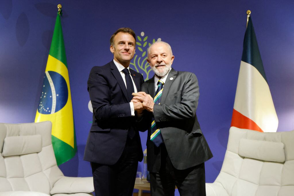 Emmanuel Macron y Lula da Silva. I Foto: LUDOVIC MARIN/AFP via Getty Images.