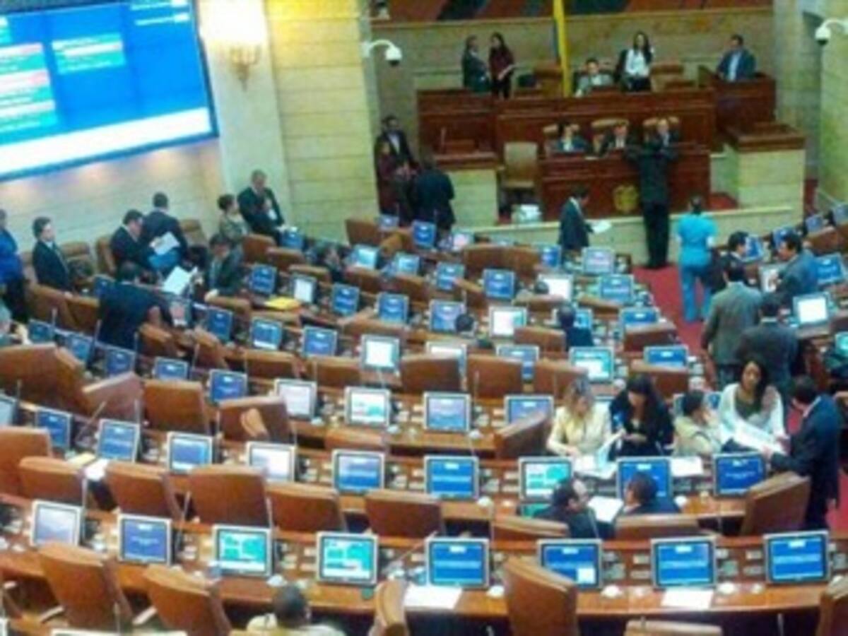 Ministros de Hacienda, Interior y Trabajo alfiles de la reforma tributaria