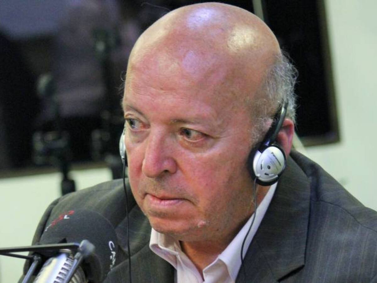 Decisión del fiscal deja en el aire proceso de paz: Otty Patiño