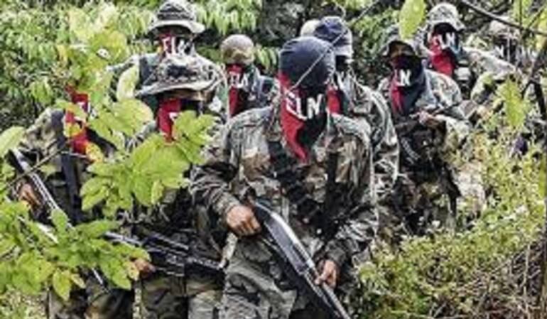 El comandante de la Octava Brigada, Coronel Edgar Alberto Quiroga está despachando desde Risaralda para coordinar a las tropas.