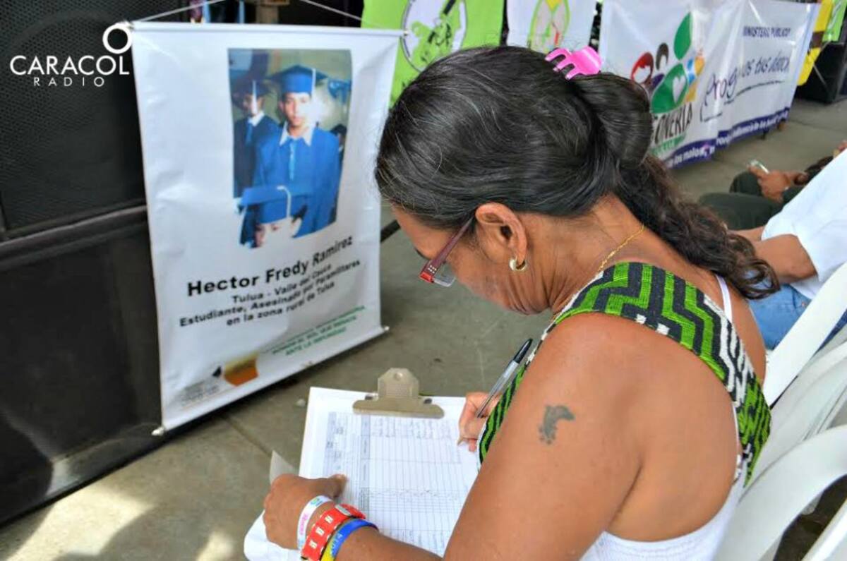 Según una investigación de la Consejería de Paz del departamento, se cometieron 60 masacres, dejando 771 personas asesinadas y alrededor de 800 desaparecidos, entre otros hechos victimizantes. 