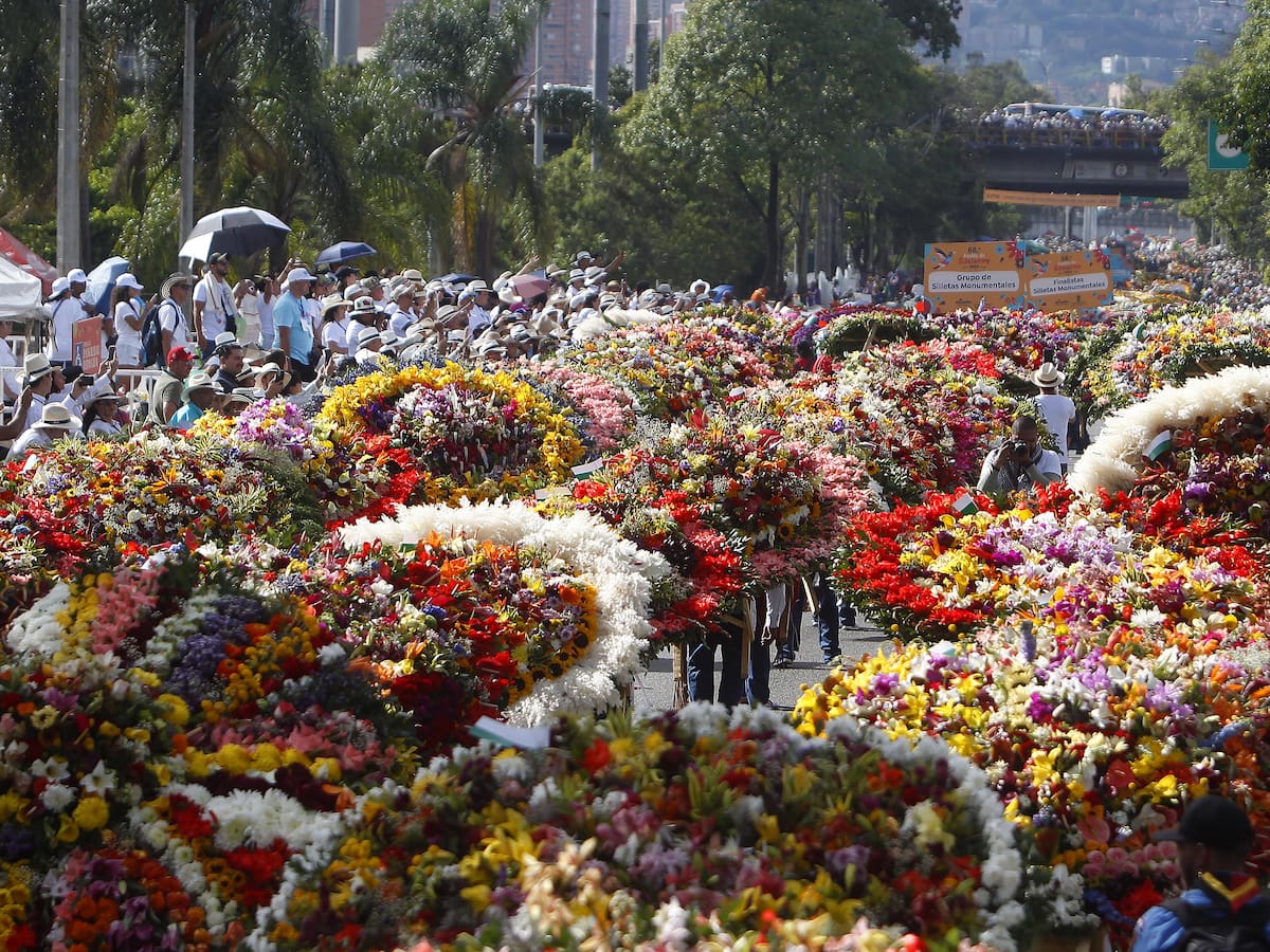 Ejército refuerza seguridad en Medellín durante la Feria de las Flores: hay 4 puestos de control