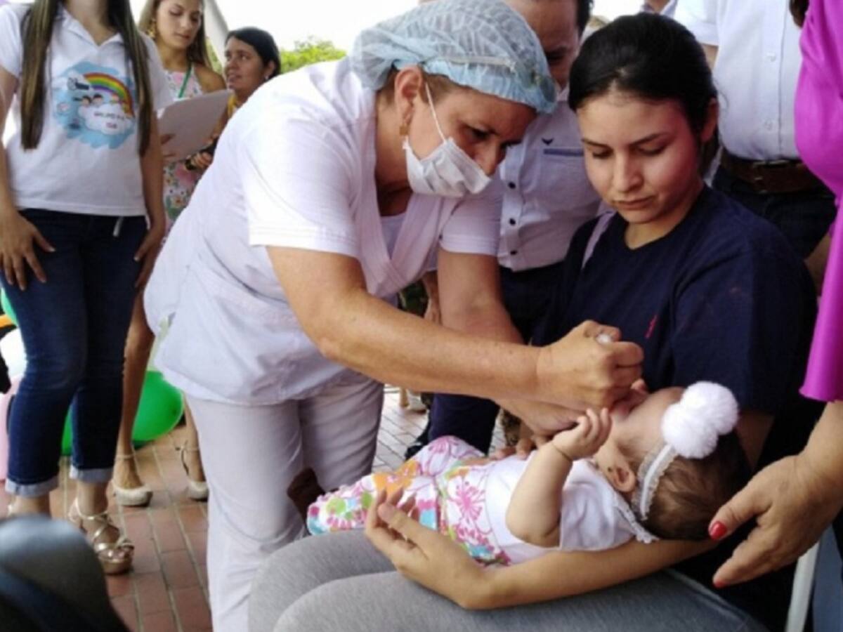 Autoridades sanitarias proyectan masiva jornada de vacunación