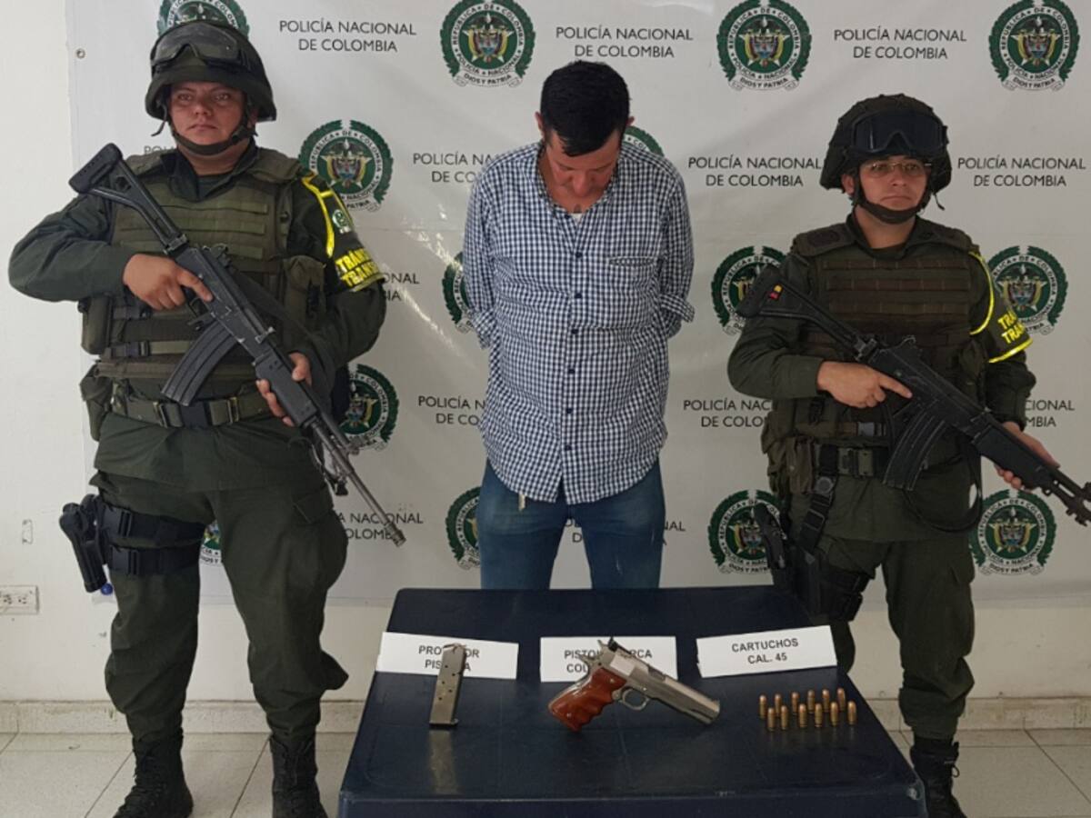 Capturan hombre por porte ilegal de armas