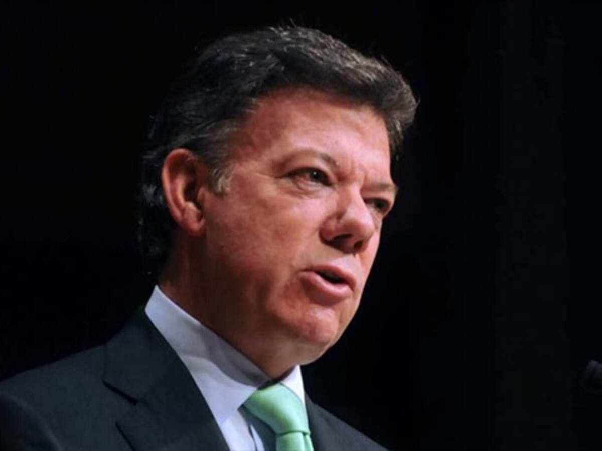 Presidente Santos lamentó la muerte de ex magistrado Carlos Gaviria