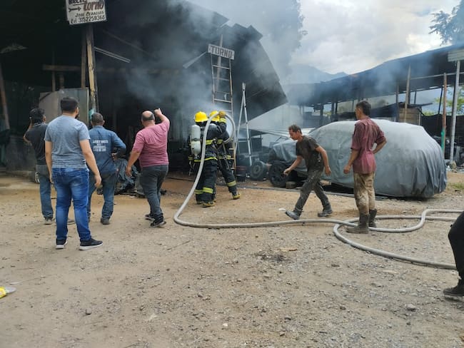 La emergencia se presentó en el sector de Mirolindo en Ibagué