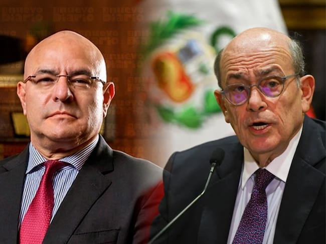 Los ahora exministros de Defensa, Carlos Díaz (i) y de Relaciones Exteriores, Hugo de Zela (d) de Perú.
(Foto: Caracol Radio / Getty)