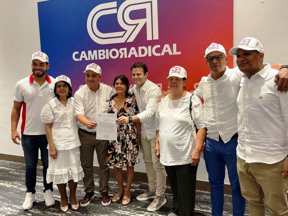 Cambio Radical entregó 32 avales y coavales a aspirantes a alcaldías en Bolívar