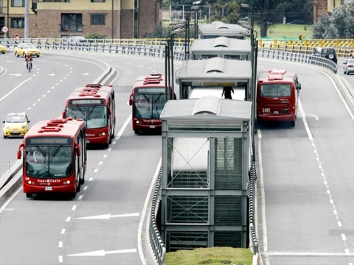 Cierran calzada de TransMilenio en la Caracas entre calles 17 y 19 sur