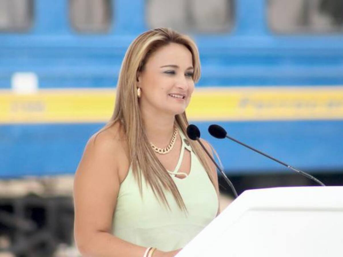 Inhabilidad de 12 años no está vigente: defensa de Sandra Paola Hurtado