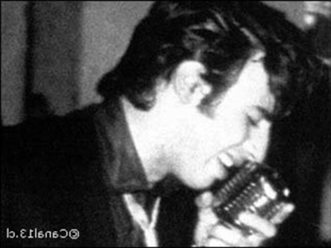 Sandro, el 'Elvis Presley' argentino que hizo delirar a sus 'nenas'