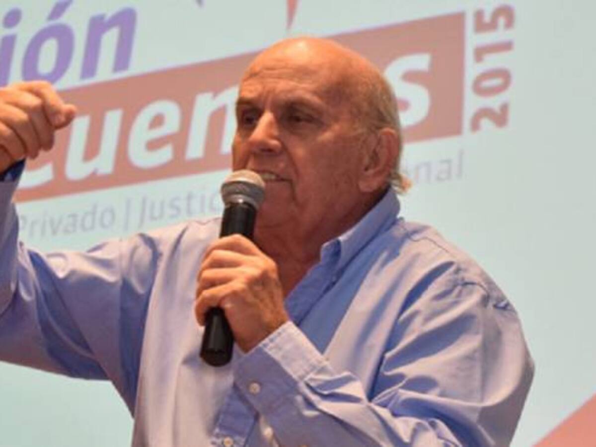 "Debemos pedirle perdón a la guerrilla por conducirlos a las armas": alcalde de Cali