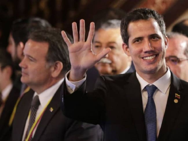 Oposición venezolana califica acciones de Maduro como persecución