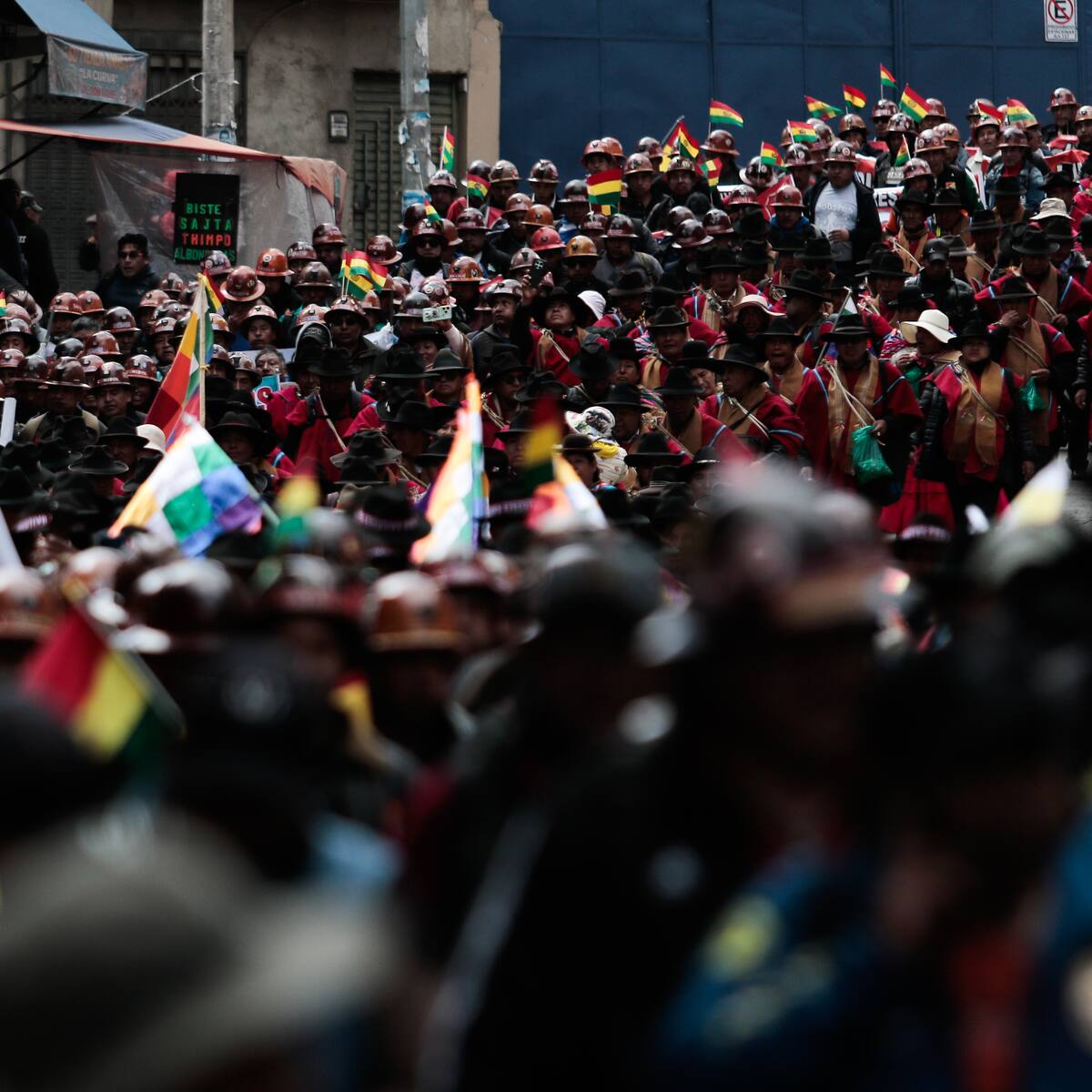 Bolivia: gobierno y sindicatos pactan nuevo decreto que mantiene subsidio a combustibles