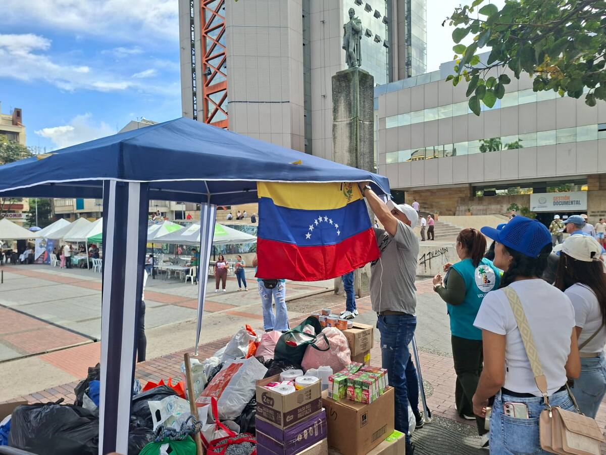 Tras jornada especial de acopio en Armenia, hoy serán enviadas las ayudas por terremoto en Venezuela