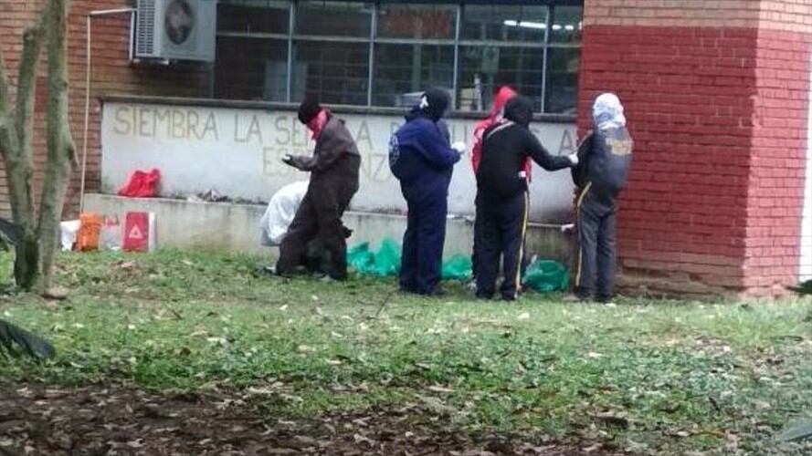 Reprograman actividades de Fajardo en Univalle por disturbios. Foto: Erika Rebolledo (La W Radio)