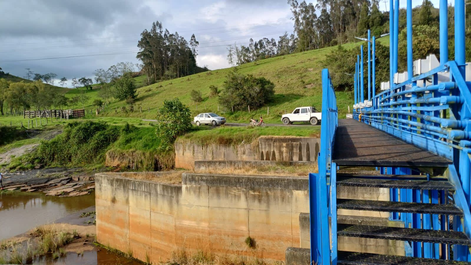Compuertas de Tolón - Imagen CAR.