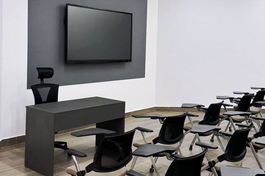 Rector de la Universidad de Cartagena entrega nuevas aulas de la Facultad de Odontología