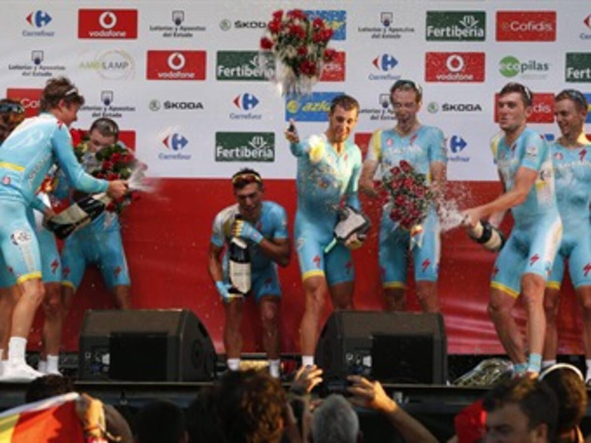 La Vuelta a España arrancó en Vilanova de Arousa con una contrarreloj por equipos