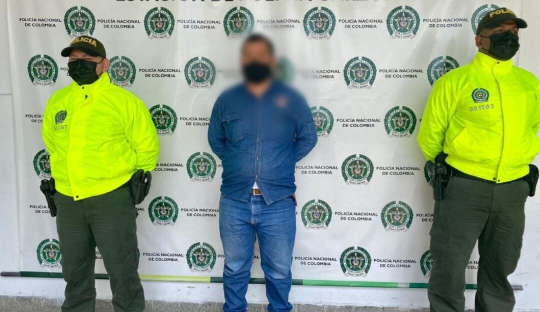 El señalado habría abusado de la menor desde que tenía 7 años de edad. 