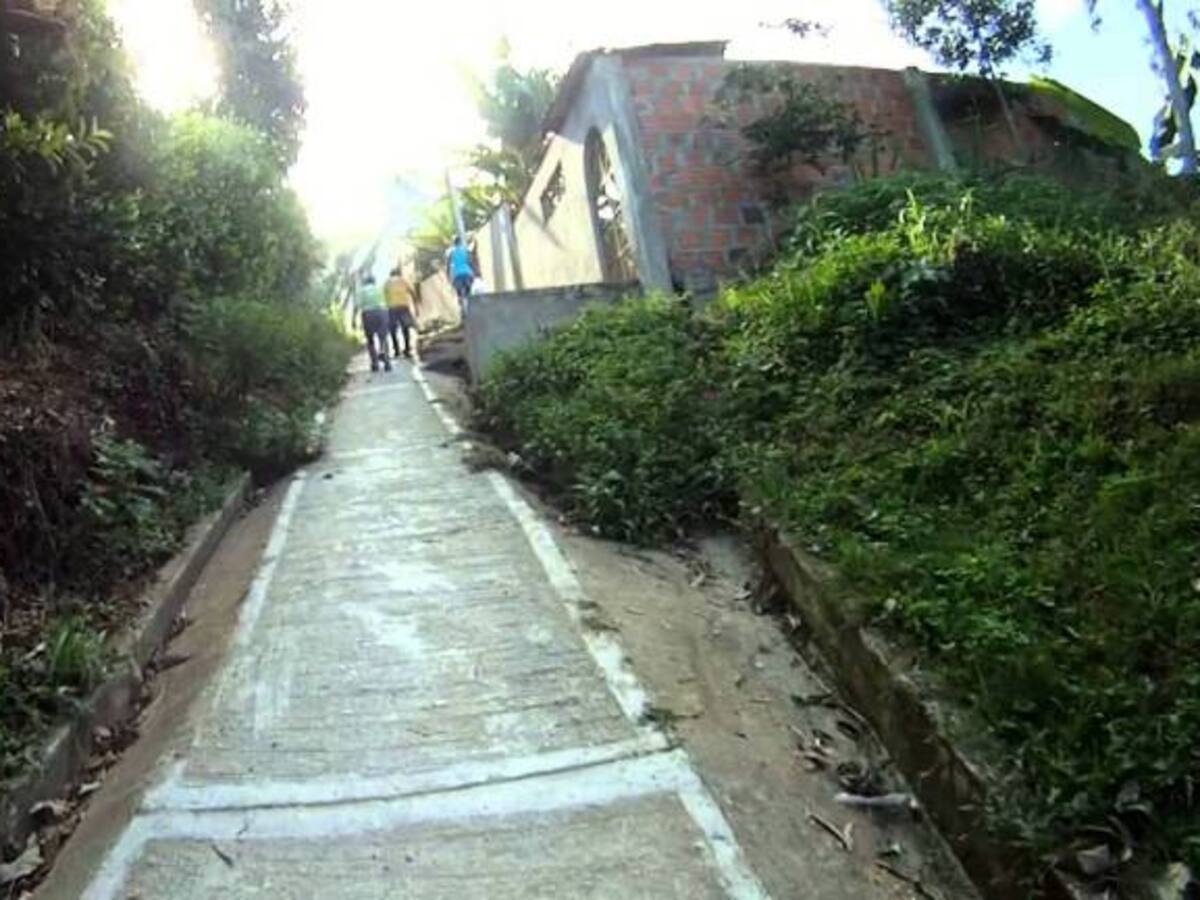 Durante aguacero creciente de quebrada arrastró a un niño en Morrorrico