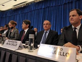 Equipo negociador del Goberno paa los diálogos. Foto: Colprensa.