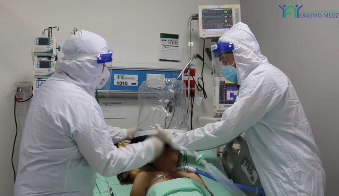 Implementan terapia HELMET para mejorar la atención de pacientes con COVID