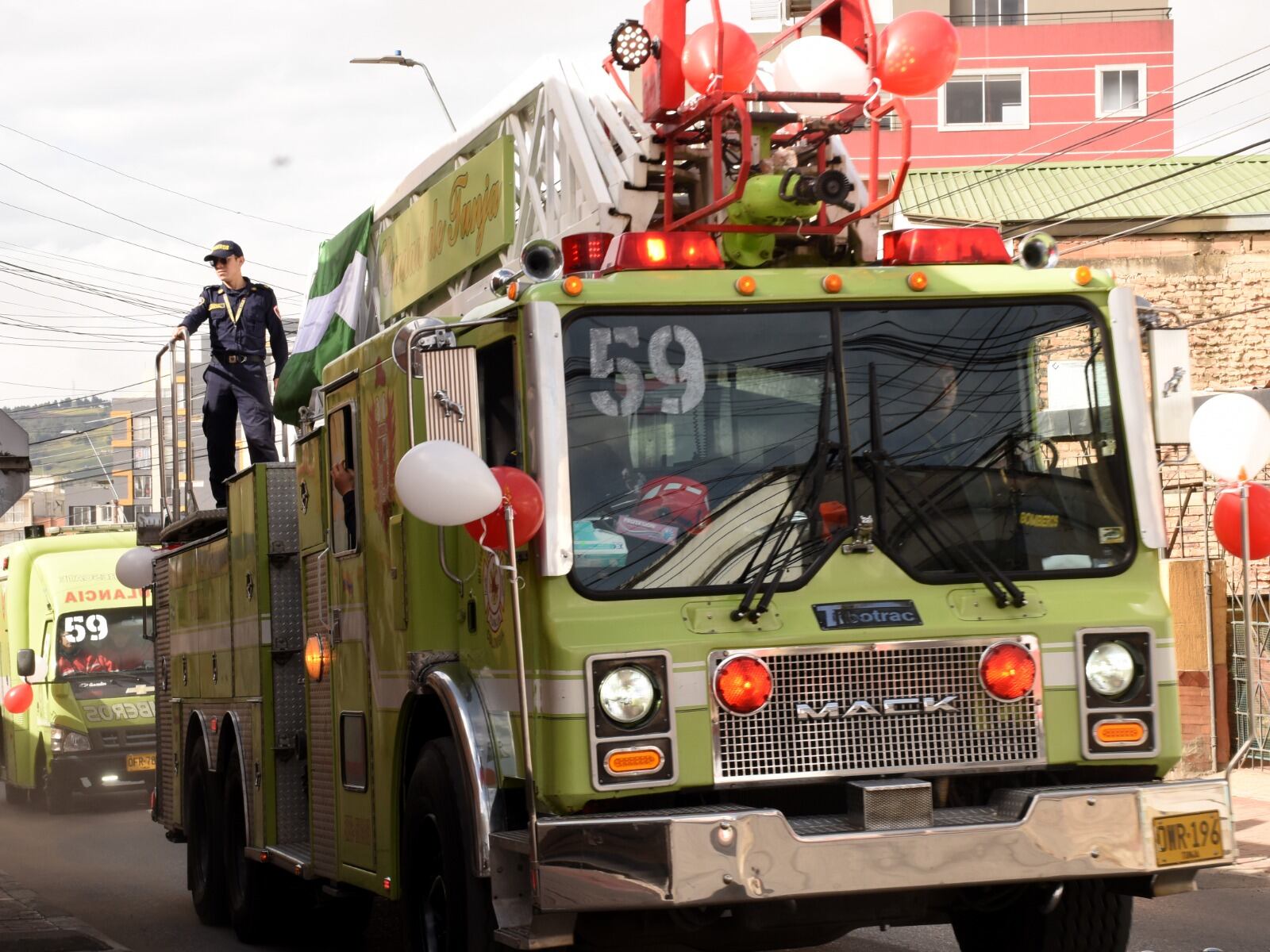 La institución celebró su aniversario en la Plaza de Bolívar, resaltando su crecimiento, profesionalización y el apoyo de las familias que respaldan la labor de los voluntarios