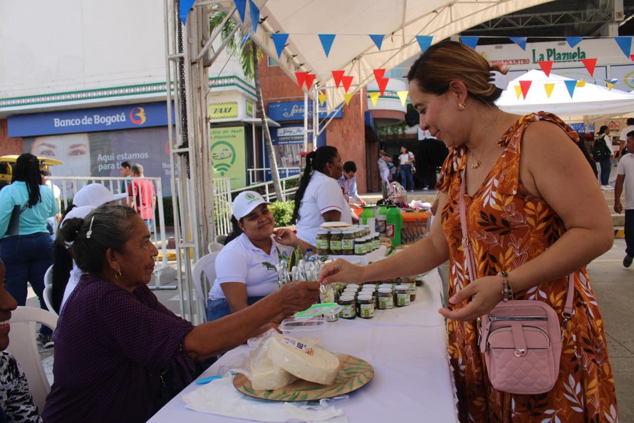 SENA Bolívar realiza encuentro de Economía Popular y Campesina en Magangué